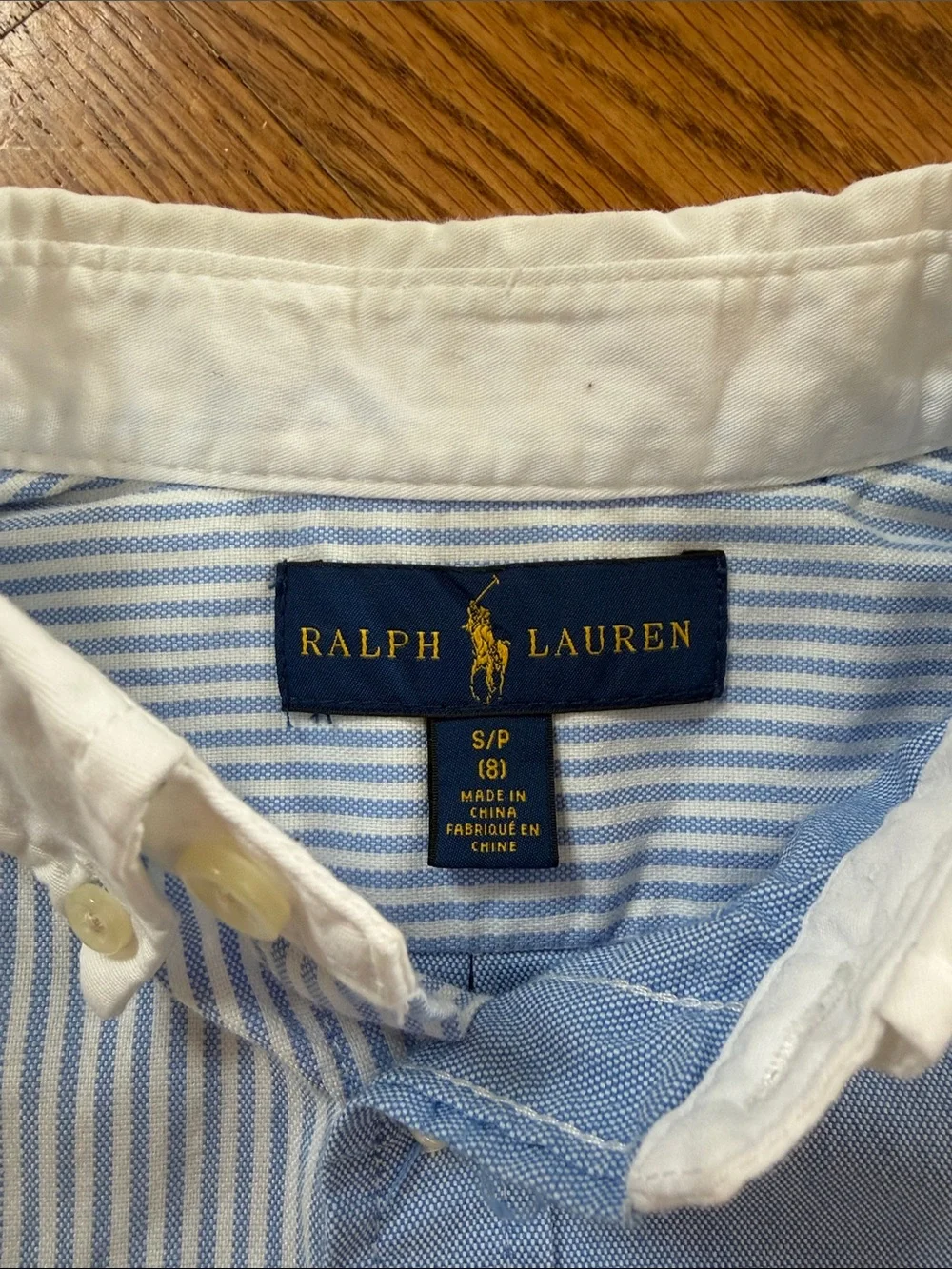 Boy’s Ralph Lauren Button Up Shirt. Size Small 8. Like New Condition.